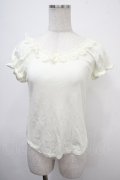 Emily Temple cute / スカラップ刺繍パフカットソー  アイボリー Y-25-04-30-106-ET-TO-SZ-ZY