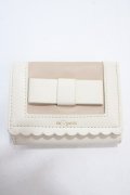m petit by misako / AMスカラップ3折財布  中白 Y-25-04-30-036-LO-ZA-SZ-ZY