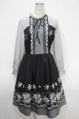 axes femme / ローズブーケ柄ワンピース M 黒 Y-25-05-05-050-AX-OP-SZ-ZY