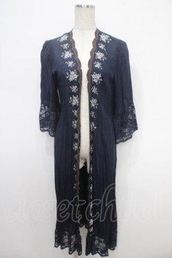 画像1: axes femme / ローズスカラップ刺繍ロングカーディカン M 紺 Y-25-05-05-064-AX-TO-SZ-ZY