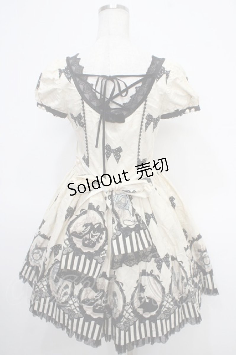 画像2: Angelic Pretty / Cinema Dollワンピース  アイボリー Y-25-05-05-088-AP-OP-AS-ZY (2)