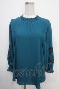axes femme / ディズニーヴィランズブラウス M Bグリーン Y-25-05-10-013-AX-BL-SZ-ZY