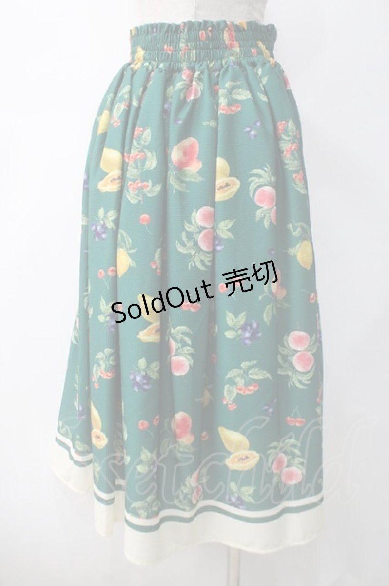 画像2: 【SALE】axes femme / ミックスフルーツ柄スカート M グリーン Y-25-05-10-177-AX-SK-SZ-ZT503 (2)