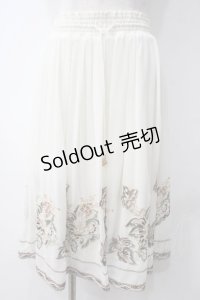 axes femme / 多配色刺繍スカート  オフ Y-25-05-14-155-AX-SK-AS-ZI
