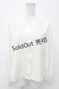 F i.n.t / ミニブーケ刺繍カットワーク衿ブラウス F アイボリー Y-25-05-14-021-CA-BL-SZ-ZY