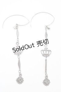 BPN / クラウン&チェーンピアス  黒 Y-25-05-16-001-GO-AC-SZ-ZY