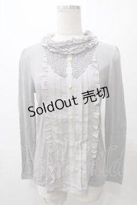 axes femme / 胸元ブラウス風プルオーバー  グレー Y-25-05-19-012-AX-TO-AS-ZY