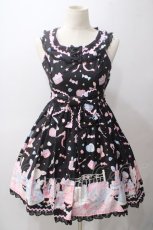 画像1: Angelic Pretty / ドリーミィドールハウスラウンドジャンパースカート  黒 Y-25-05-19-125-AP-OP-SZ-ZY (1)