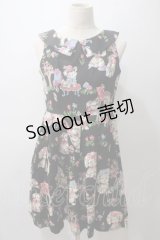 Emily Temple cute / パピープリントリボン付ジャンパースカート  黒 Y-25-05-19-135-ET-OP-SZ-ZY