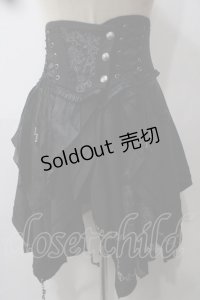 Ozz oneste / コルセットデザインイレヘムスカート  黒 Y-25-05-19-162-OO-SK-SZ-ZY