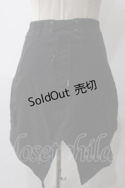画像2: Ozz oneste / 燕尾オーバースカート付きショートパンツ  黒 Y-25-05-19-163-OO-PA-SZ-ZY