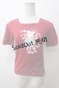 BABY,THE STARS SHINE BRIGHT / お菓子の国のアリスTシャツ  赤 Y-25-05-19-042-BA-TO-SZ-ZY