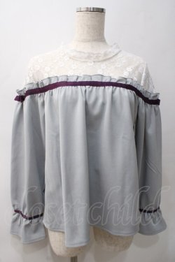 画像1: axes femme / レース切替レジメカットプルオーバー  グレー Y-25-05-22-061-AX-TO-SZ-ZY