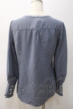 画像2: axes femme / シャボ付きラッフルブラウス  ブルー Y-25-05-22-072-AX-BL-SZ-ZY