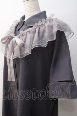 画像3: axes femme / チュールフリルカラー付きシャツ  グレー Y-25-05-22-137-AX-BL-SZ-ZY