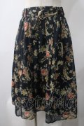 axes femme / バックシャン花柄スカート M クロ Y-25-05-22-197-AX-SK-SZ-ZY