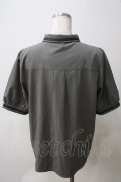 画像2: axes femme / ミリタリー風タイ付ブラウス L カーキ Y-25-05-25-085-AX-BL-SZ-ZY