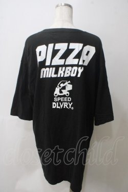 画像2: MILKBOY / PIZZA Tシャツ  ブラック Y-25-05-25-101-MB-TO-SZ-ZY