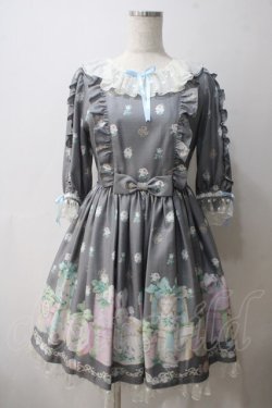 画像1: Angelic Pretty / Un Birthdayワンピース  グレー Y-25-05-25-163-AP-OP-SZ-ZY