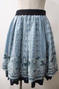 axes femme / トランプメルヘン柄スカート M サックス Y-25-05-25-176-AX-SK-SZ-ZY