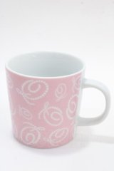 Q-pot. / QQQ(サンキュー)デザインの限定マグカップ/ノベルティー F ピンク Y-25-05-25-025-QP-ZA-SZ-ZY