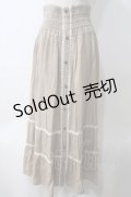 axes femme / レース使いプリーツスカート  ベージュ Y-25-05-25-205-AX-SK-SZ-ZI