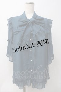 axes femme / シアーフリルボータイブラウス  グリーン Y-25-05-29-009-AX-BL-SZ-ZY