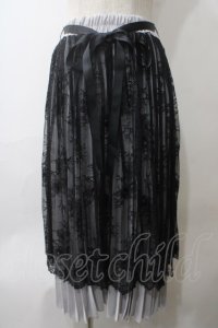 axes femme POETIQUE / レース重ねプリーツスカート M グレー Y-25-05-29-098-AX-SK-SZ-ZI