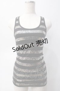 GLAD NEWS / スパンコールボーダーキャミ R 黒×シルバー Y-25-06-01-058-GL-TO-SZ-ZY