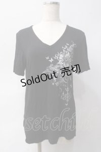 Sixh / プリントVネックカットソー  黒 Y-25-06-01-066-HN-TO-SZ-ZY