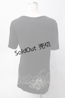 画像2: Sixh / プリントVネックカットソー  黒 Y-25-06-01-066-HN-TO-SZ-ZY
