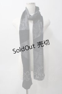 HN+nois / 総柄切替ストール  黒×グレー Y-25-06-01-019-HN-ZA-SZ-ZY