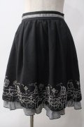 axes femme POETIQUE / メルヘン刺繍スカート M 黒 Y-25-06-01-175-AX-SK-SZ-ZY