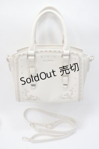 axes femme / スカラップボストンバッグ  生成り Y-25-06-01-037-AX-BG-SZ-ZY