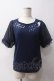 画像1: axes femme / ピーター・パン/刺繍トップス F 紺 Y-25-06-03-042-AX-TO-SZ-ZY (1)