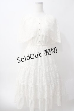 画像1: axes femme / ケープ風レースティアードワンピース  キナリ Y-25-06-03-080-AX-OP-SZ-ZY
