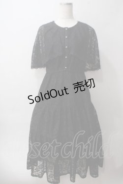 画像1: axes femme / ケープ風レースティアードワンピース  黒 Y-25-06-03-081-AX-OP-SZ-ZY