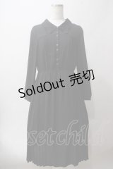 axes femme / 薔薇襟プリーツワンピース  黒 Y-25-06-03-082-AX-OP-SZ-ZT343