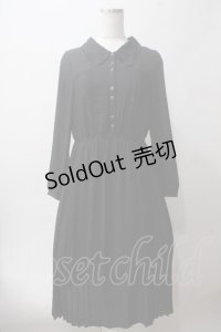 axes femme / 薔薇襟プリーツワンピース  黒 Y-25-06-03-082-AX-OP-SZ-ZT343