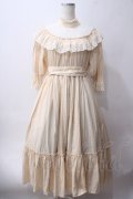 Sheglit / 紫陽花のレースドレス M アイボリー Y-25-06-03-116-EL-OP-SZ-ZY