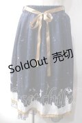 axes femme / ピーター・パン/プリントスカート F 紺 Y-25-06-03-121-AX-SK-SZ-ZT166