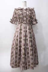 axes femme kawaii / RosyBear柄ワンピース M 茶 Y-25-06-06-121-AX-OP-SZ-ZY