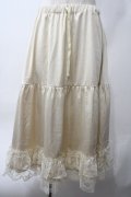axes femme kawaii / レースフリルペチスカート M 生成り Y-25-06-06-174-AX-SK-SZ-ZY