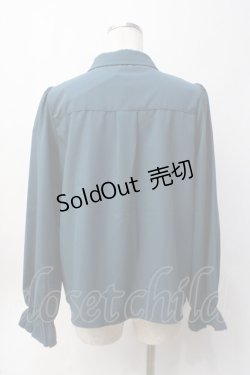 画像2: axes femme / カメオ×ジャボブローチ付ブラウス  グリーン Y-25-06-09-095-AX-BL-SZ-ZY