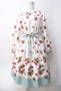 Melody BasKet / Royal Berry フラットカラーワンピース  アイボリー Y-25-06-09-144-LO-OP-SZ-ZY
