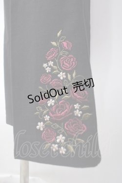 画像4: axes femme / 裾刺繍ストレートパンツ  黒 Y-25-06-09-184-AX-PA-SZ-ZY
