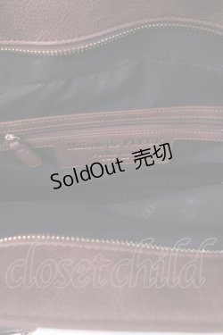 画像4: Maison de FLEUR Petite Robe canone / 列車に飛び乗るボストンバッグ  ブラウン Y-25-06-09-025-EL-BG-SZ-ZY