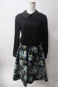 axes femme / レース切り替えネックレス風ワンピース M 黒×紺 Y-25-06-12-096-AX-OP-SZ-ZT327