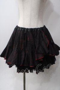 H jelly / 茨プリントストライプスカート  黒×赤 Y-25-06-12-116-HN-SK-SZ-ZY