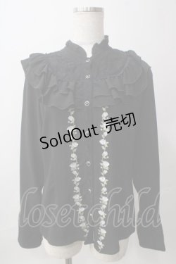 画像1: axes femme / フロントバラ刺繍フリルブラウス  黒 Y-25-06-12-019-AX-BL-SZ-ZY